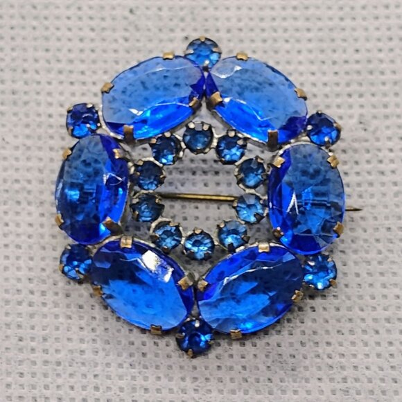Elegant Vintage Blue Glass Rhinestone Wreath Circle Brooch 1.5" - Picture 2 of 4